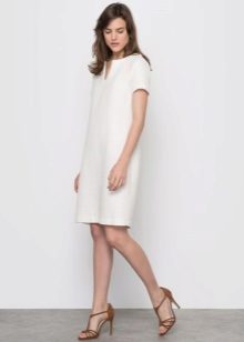 robe en tweed blanc coupe droite