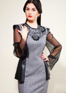 robe en tweed à manches en mousseline