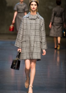 robe et manteau en tweed