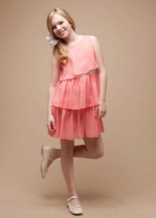 Habillez-vous dans un style rétro pour une fille de 12 ans