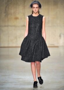 Robe pour les filles 15-16 ans magnifique