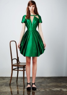 Robe pour les filles du soir 15-16 ans
