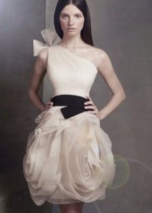 robe en organza à une épaule