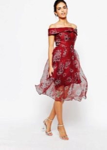 robe en organza à épaules dénudées
