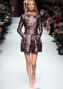 robe en brocart marron