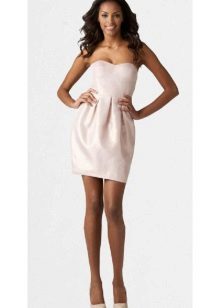 robe courte bustier en satin