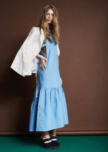 Veste à la robe longue en jean