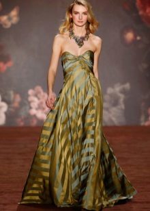 Joalheria maciça para vestido verde