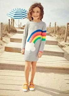 Robe tricotée pour les filles au quotidien