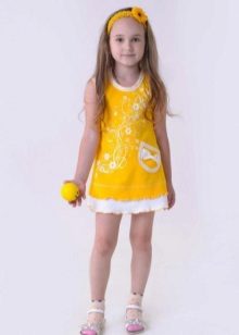 Robe d'été tricotée pour fille jaune
