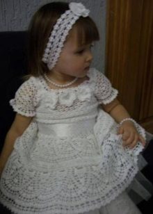 Robe bébé au crochet