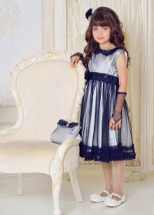 Robe de cocktail pour les filles avec une jupe Tatyanka