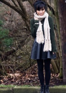 Jupe en cuir le soleil en automne / printemps