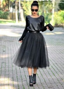 Jupe noire superposée
