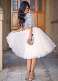 Jupe en tulle blanc multicouche