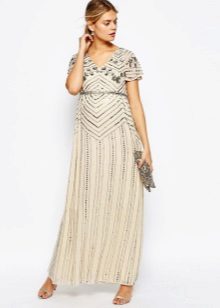 Robe de maternité élégante beige