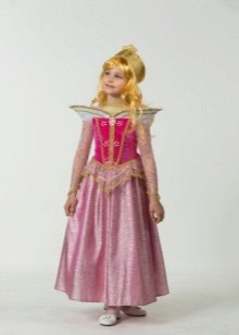 Robe de Nouvel An de la princesse pour la fille