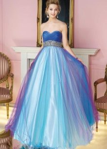 robe de mariée en taffetas avec modulations