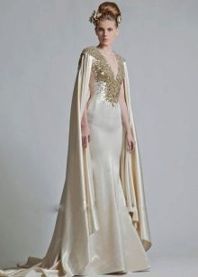 robe en taffetas avec col en v