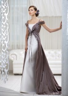 Robe cape en taffetas