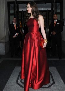 robe rouge taffetas de soie