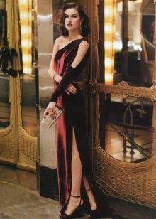 Robe en velours à une épaule