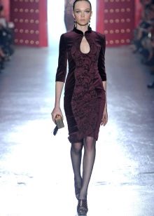 Robe fourreau en velours