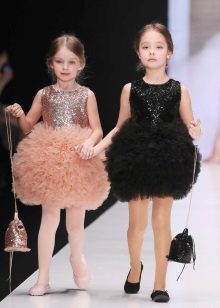 Design élégant magnifique robe courte pour la fille