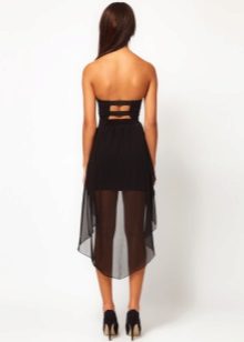 Robe de cocktail avec train
