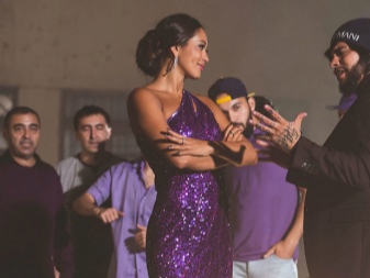 Padlizsán ruha a Timati dalából