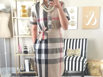 Habillez-vous en cage Barberi (Burberry) pour les femmes obèses