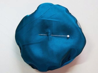 Ancorando camadas de flor de organza