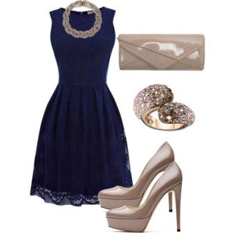 Chaussures pour robe de soirée bleue
