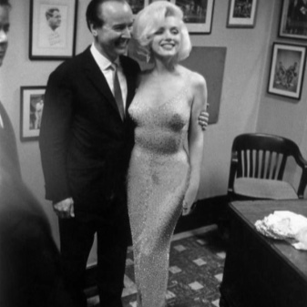 Marilyn Monroe Robe Vintage