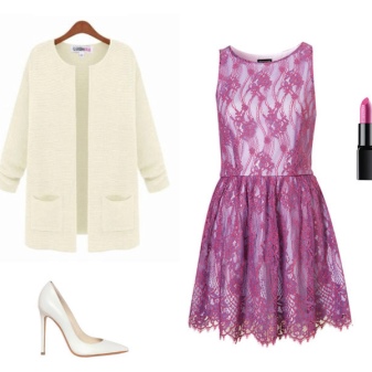 robe en dentelle violette avec une veste blanche
