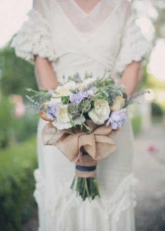 Robe de mariée à la française à la française