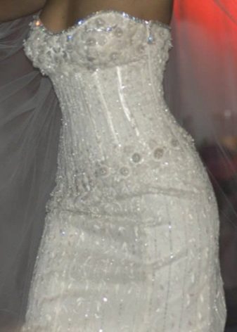Robe de mariée en diamant - la plus chère