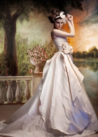 Magnifique robe de mariée de Svetlana Lyalina