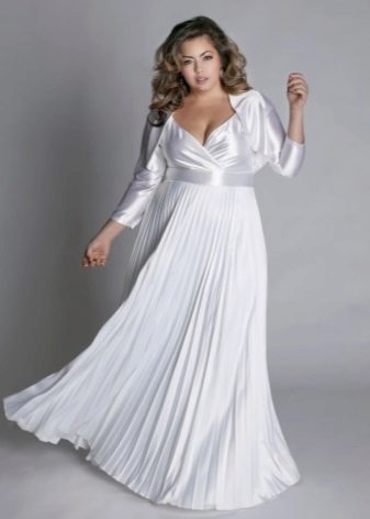 Robe de soirée pour une jupe plissée