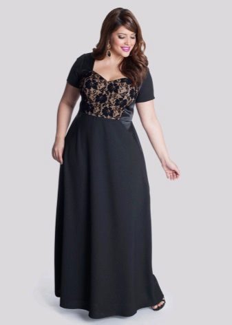 Robe de soirée avec empiècement en dentelle pour le plein