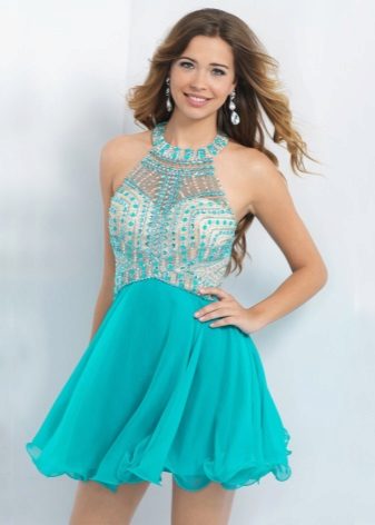 Robe turquoise avec du blanc