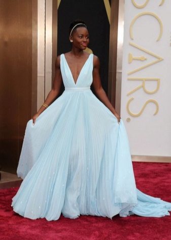 Robe bleue longueur maximum