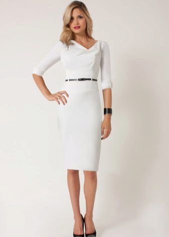 Robe de bureau blanche