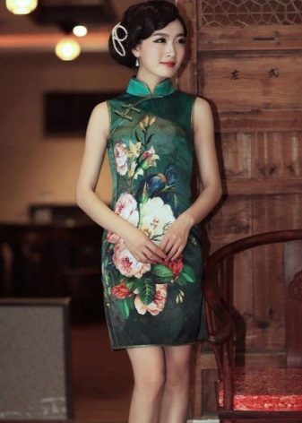 Robe qipao de style chinois coloré