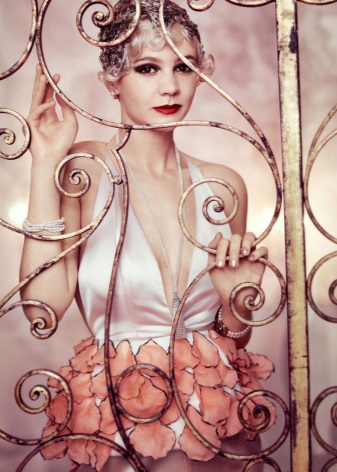 Robe et ornements de l'héroïne Daisy du film Great Gatsby