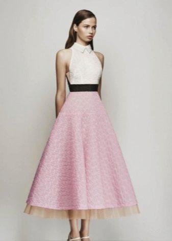 Robe rose avec top blanc