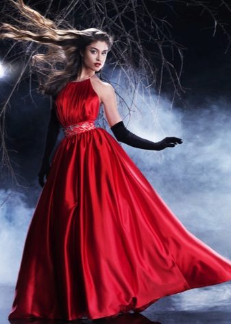 Robe grande taille cerise