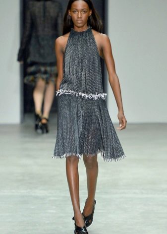 Robe trapèze grise avec emmanchure américaine