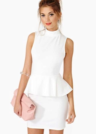 Robe avec basky pour femme avec une figure du type rectangle