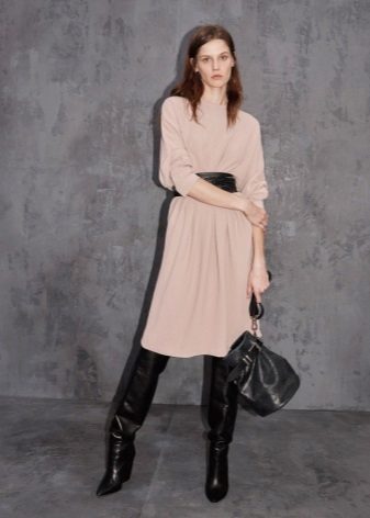 Robe en laine décontractée
